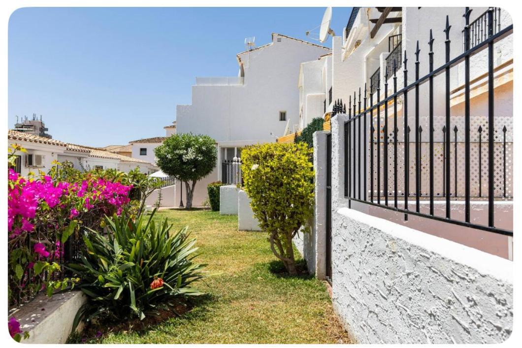 La Casa En La Carihuela A 3 Minutos Andando De La Playa Villa Torremolinos Exterior photo